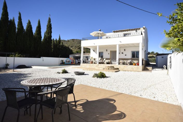 Image No.12-4 Bed Villa for sale