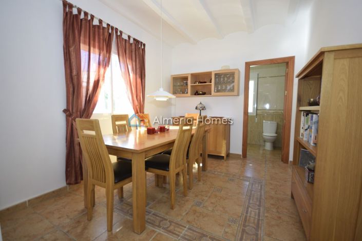 Image No.21-4 Bed Villa for sale