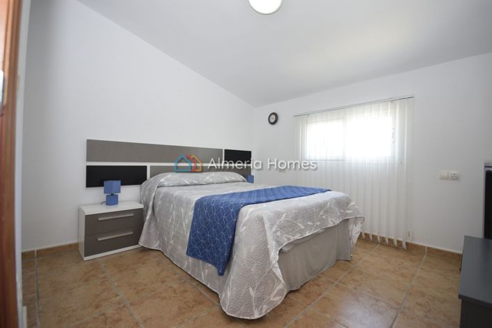 Image No.25-4 Bed Villa for sale