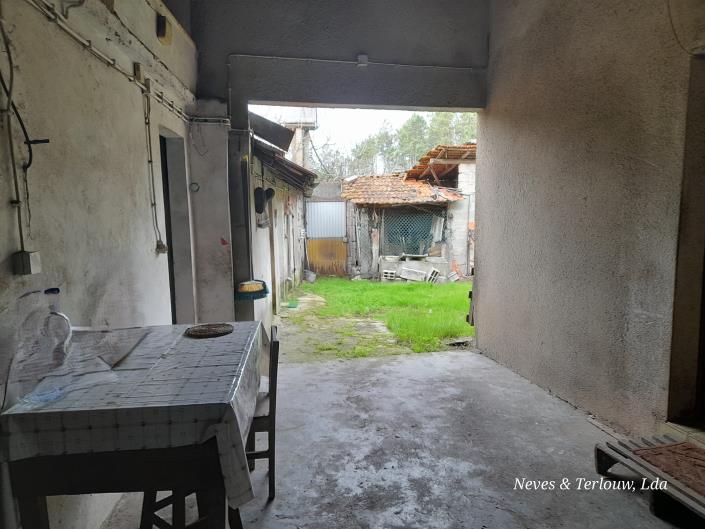 Image No.11-3 Bed Country House for sale