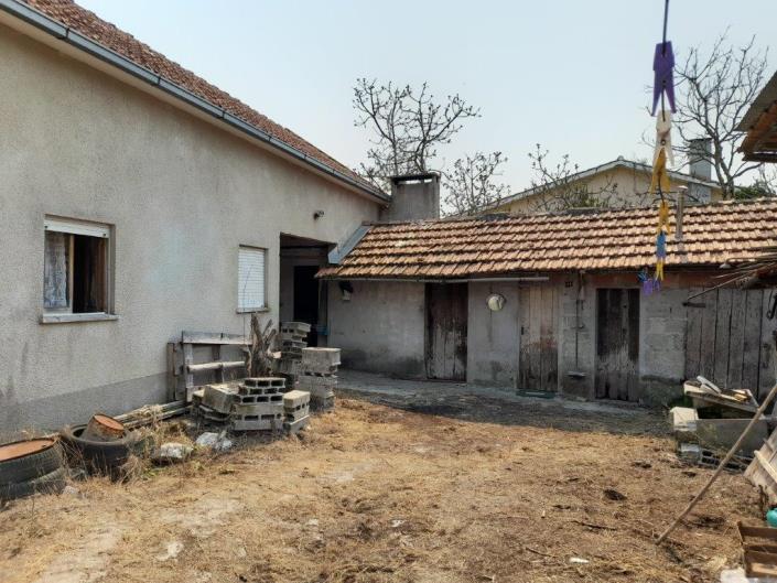 Image No.18-3 Bed Country House for sale