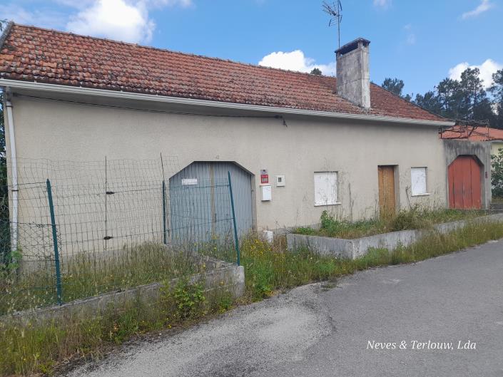 Image No.2-3 Bed Country House for sale