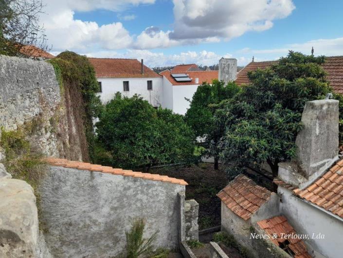 Image No.39-3 Bed Flat for sale