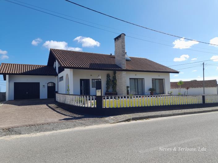 Image No.48-Villa / Détaché de 5 chambres à vendre à Guia