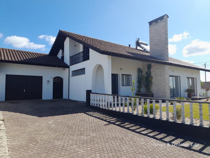 Image No.47-Villa / Détaché de 5 chambres à vendre à Guia