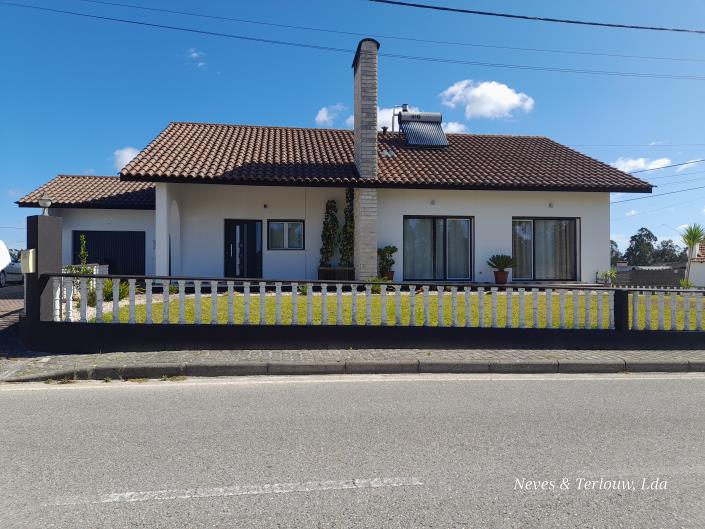 Image No.49-Villa / Détaché de 5 chambres à vendre à Guia