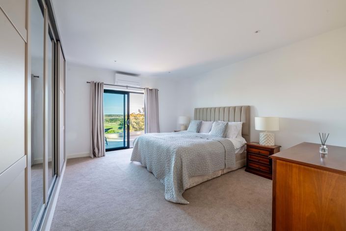 Image No.28-5 Bed Villa for sale