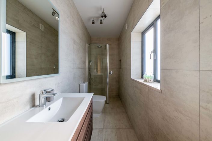 Image No.33-5 Bed Villa for sale