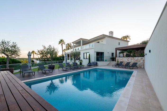 Image No.5-5 Bed Villa for sale