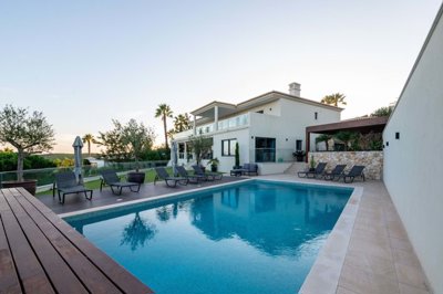 23-4437-78d1f4f8b6655591b02d22fabb36a692d73cc