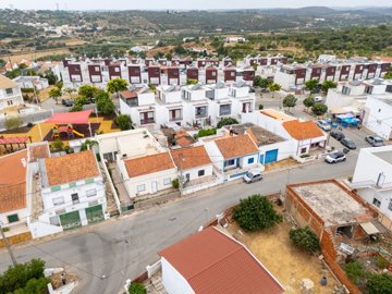 23-4497-78d1f4f8b6655591b02d22fabb36a692d73cc