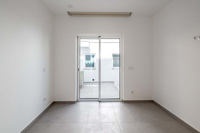 23-4499-78d1f4f8b6655591b02d22fabb36a692d73cc