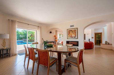 23-4506-78d1f4f8b6655591b02d22fabb36a692d73cc