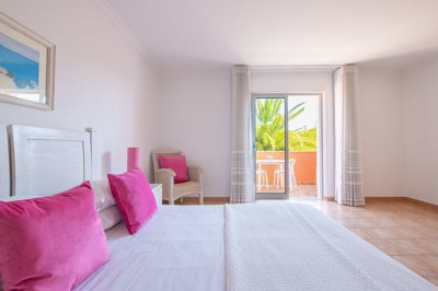 23-4509-78d1f4f8b6655591b02d22fabb36a692d73cc