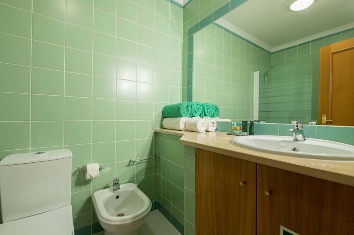 Image No.11-2 Bed Townhouse for sale