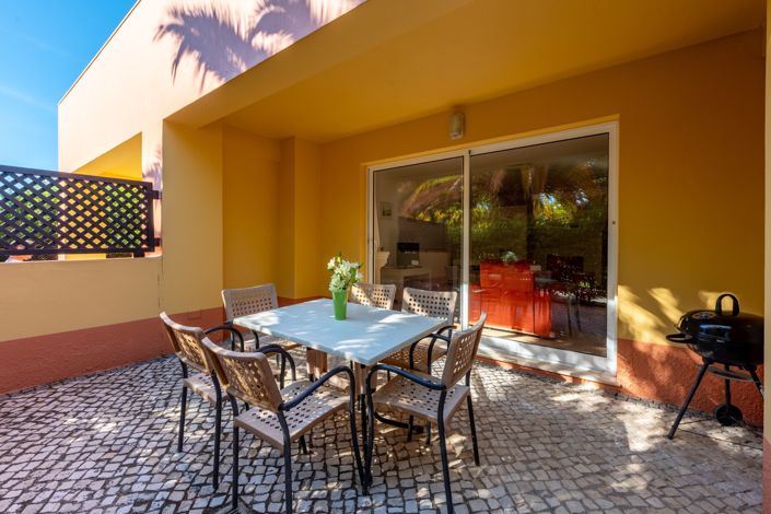 Image No.13-2 Bed Townhouse for sale