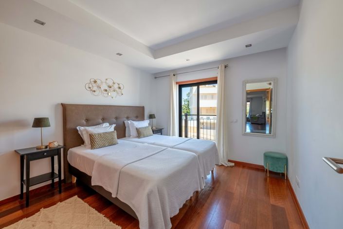 Image No.14-2 Bed Apartment for sale