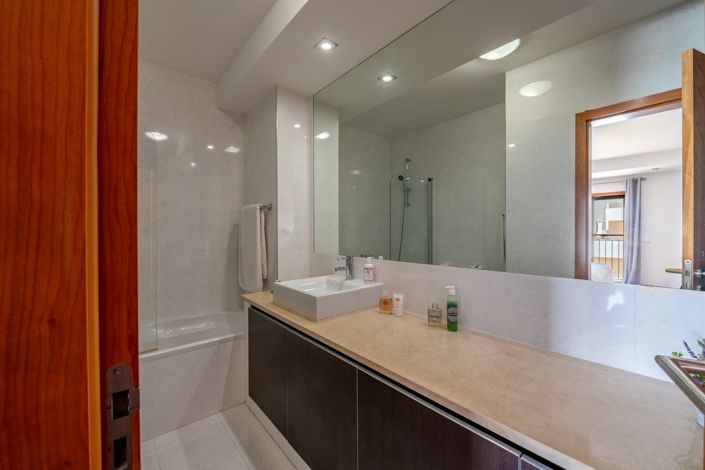 Image No.18-2 Bed Apartment for sale