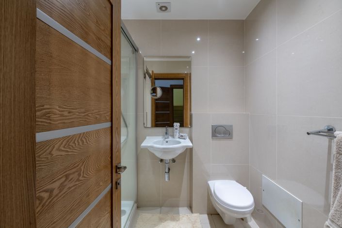 Image No.22-Villa de 6 chambres à vendre à Lagos