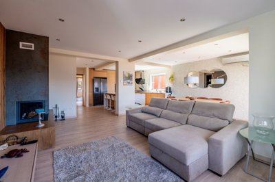 23-4512-78d1f4f8b6655591b02d22fabb36a692d73cc