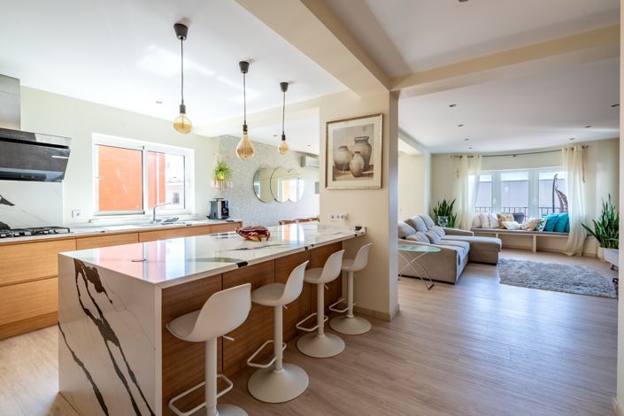 Image No.6-Villa de 6 chambres à vendre à Lagos