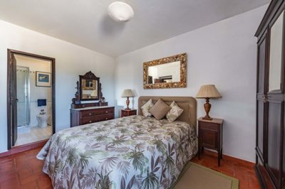 23-4522-78d1f4f8b6655591b02d22fabb36a692d73cc