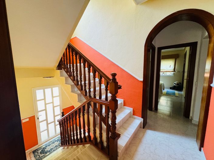 Image No.10-5 Bed Villa for sale