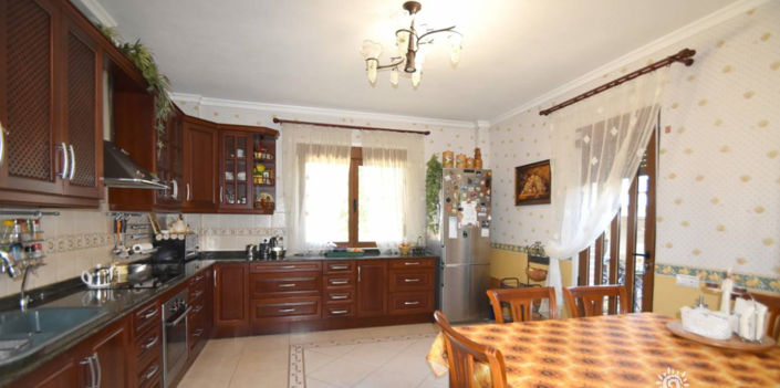 Image No.4-5 Bed Villa for sale
