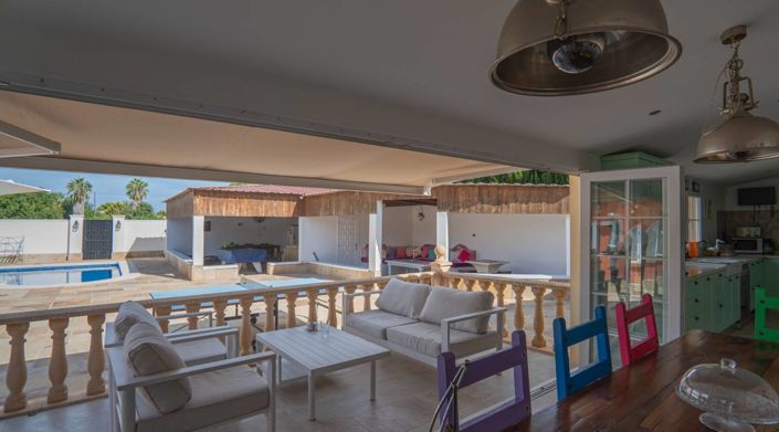 Image No.3-6 Bed Villa for sale