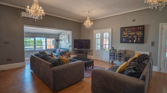 Image No.6-6 Bed Villa for sale