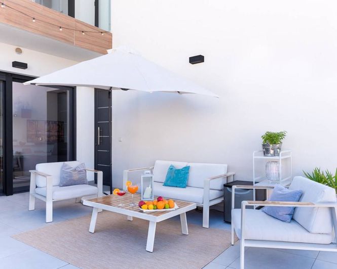 Image No.2-4 Bed Villa for sale