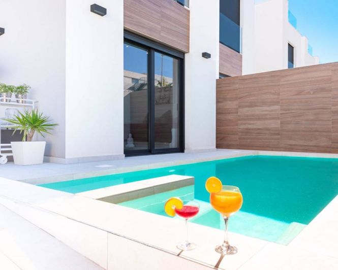 Image No.22-4 Bed Villa for sale