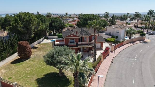 Image No.33-Villa de 4 chambres à vendre à Ciudad Quesada