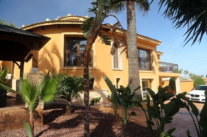 Image No.27-4 Bed Villa for sale