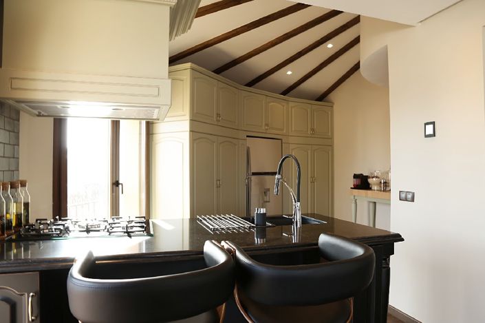 Image No.3-4 Bed Villa for sale