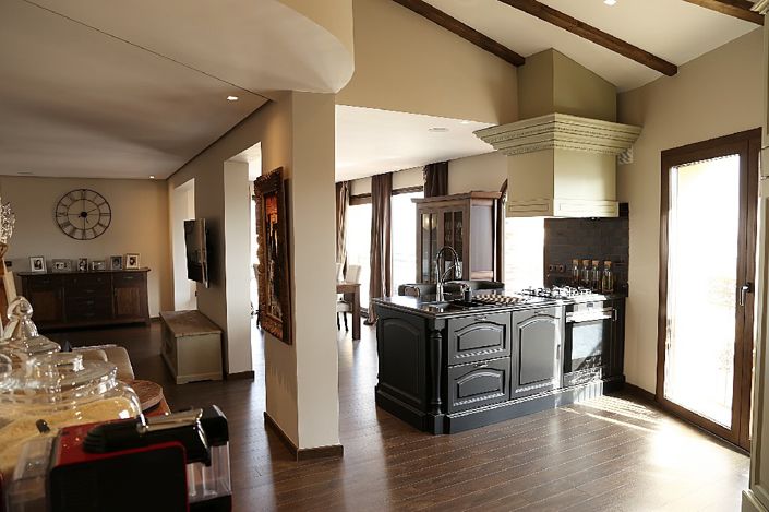 Image No.5-4 Bed Villa for sale