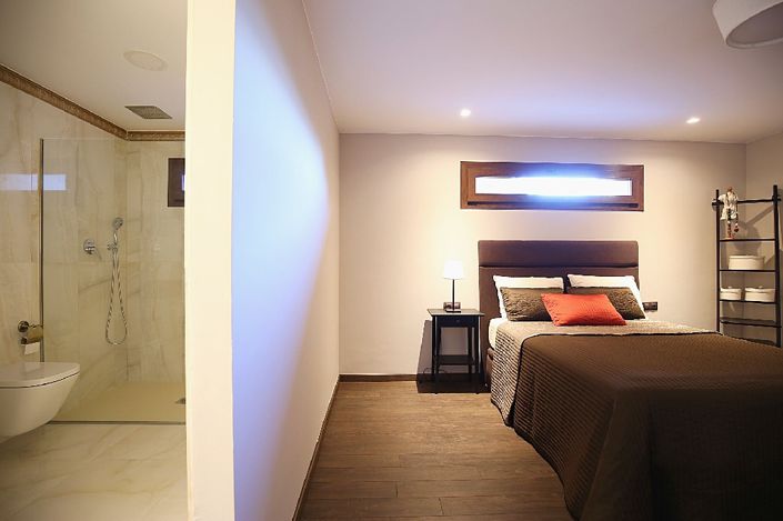 Image No.9-4 Bed Villa for sale