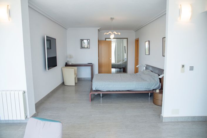 Image No.22-4 Bed Villa for sale