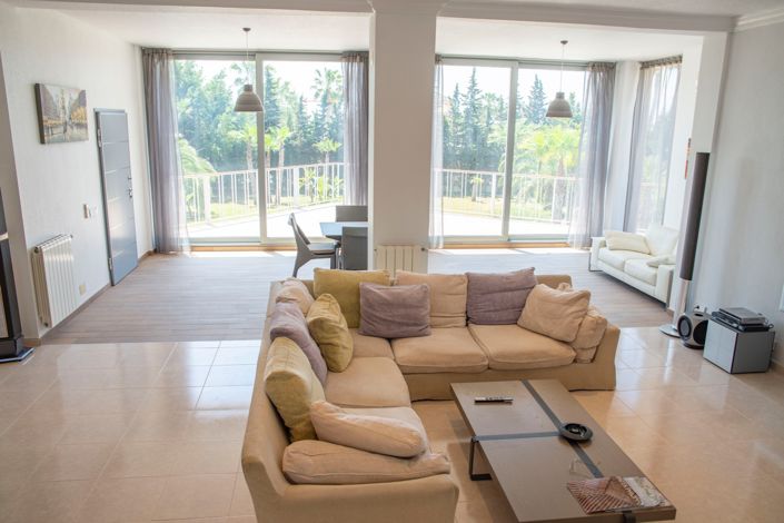 Image No.5-4 Bed Villa for sale