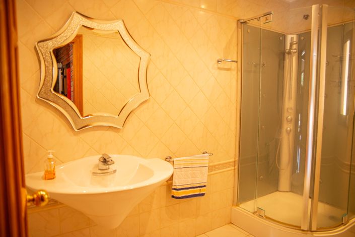 Image No.43-4 Bed Villa for sale