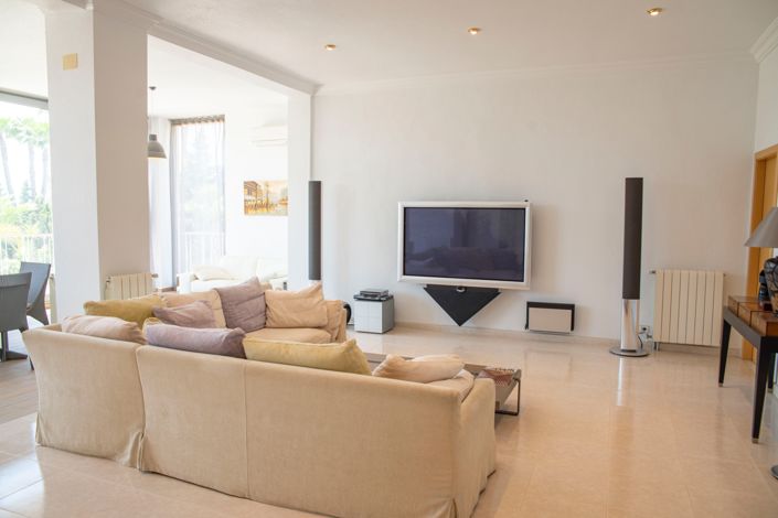 Image No.7-4 Bed Villa for sale