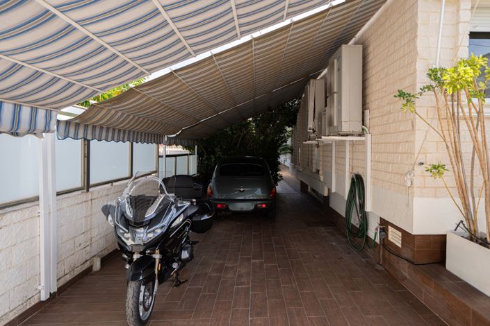 Image No.23-5 Bed Villa for sale