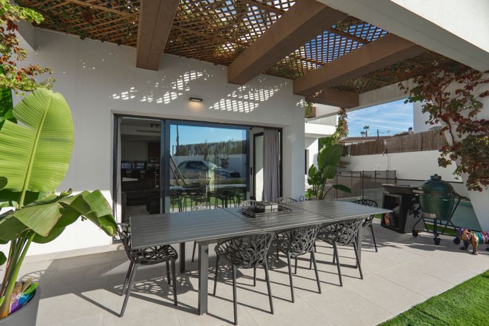 Image No.35-4 Bed Villa for sale