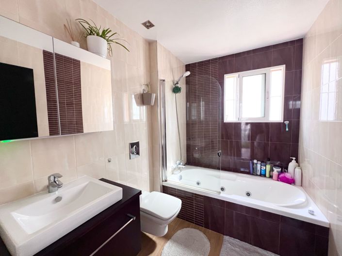 Image No.12-Villa de 4 chambres à vendre à Ciudad Quesada