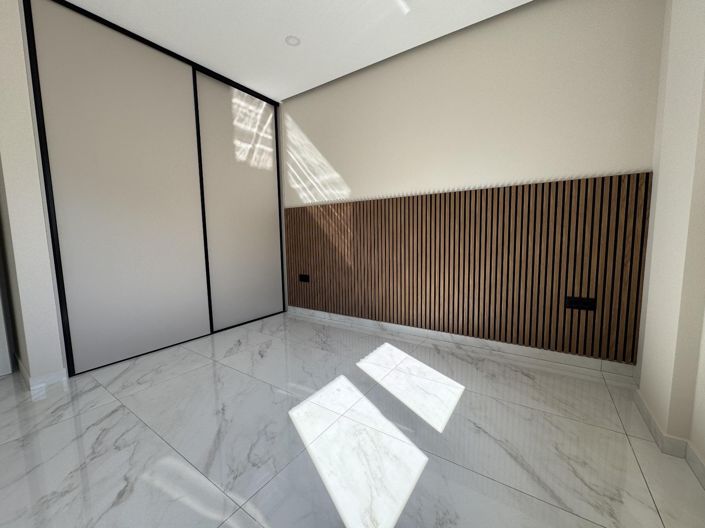 Image No.8-4 Bed Villa for sale