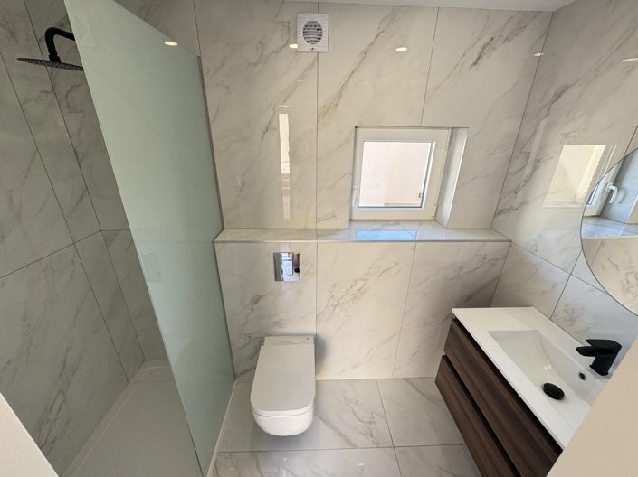 Image No.9-4 Bed Villa for sale