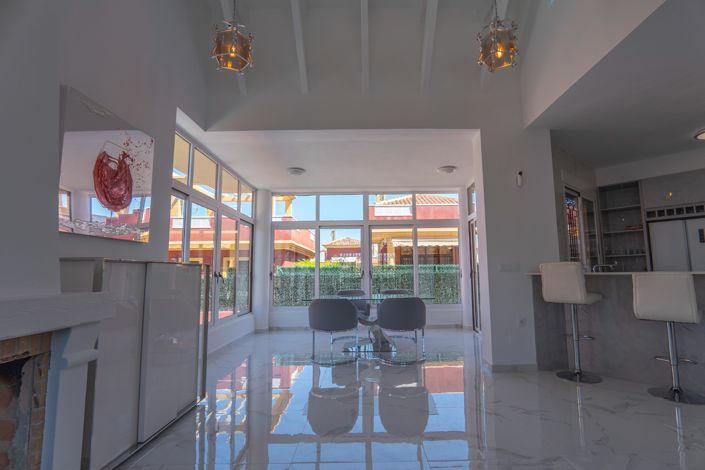 Image No.23-5 Bed Villa for sale