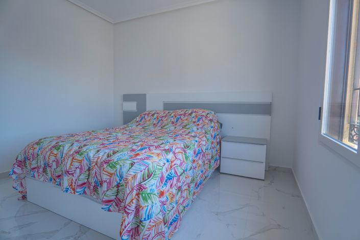 Image No.35-5 Bed Villa for sale