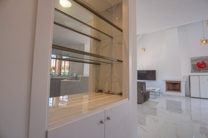 Image No.42-5 Bed Villa for sale