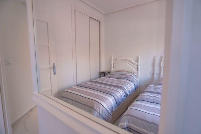 Image No.46-5 Bed Villa for sale